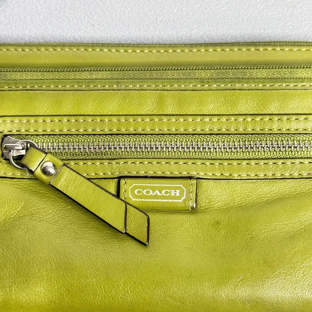 Coach Daisy Leather Double Zip Wallet Wristlet Green *Needs Polish - Picture 2 of 11